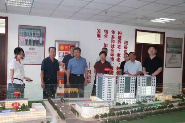 临沂市中医院领导到山东凯旋医养集团公司座谈交流协作工作249.jpg